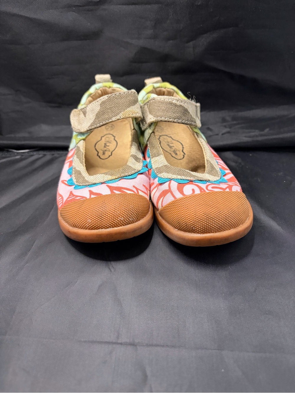 Madie Jane Vibrant Multi-Color Floral Pattern Toddler Shoes Size 25 or 8.5